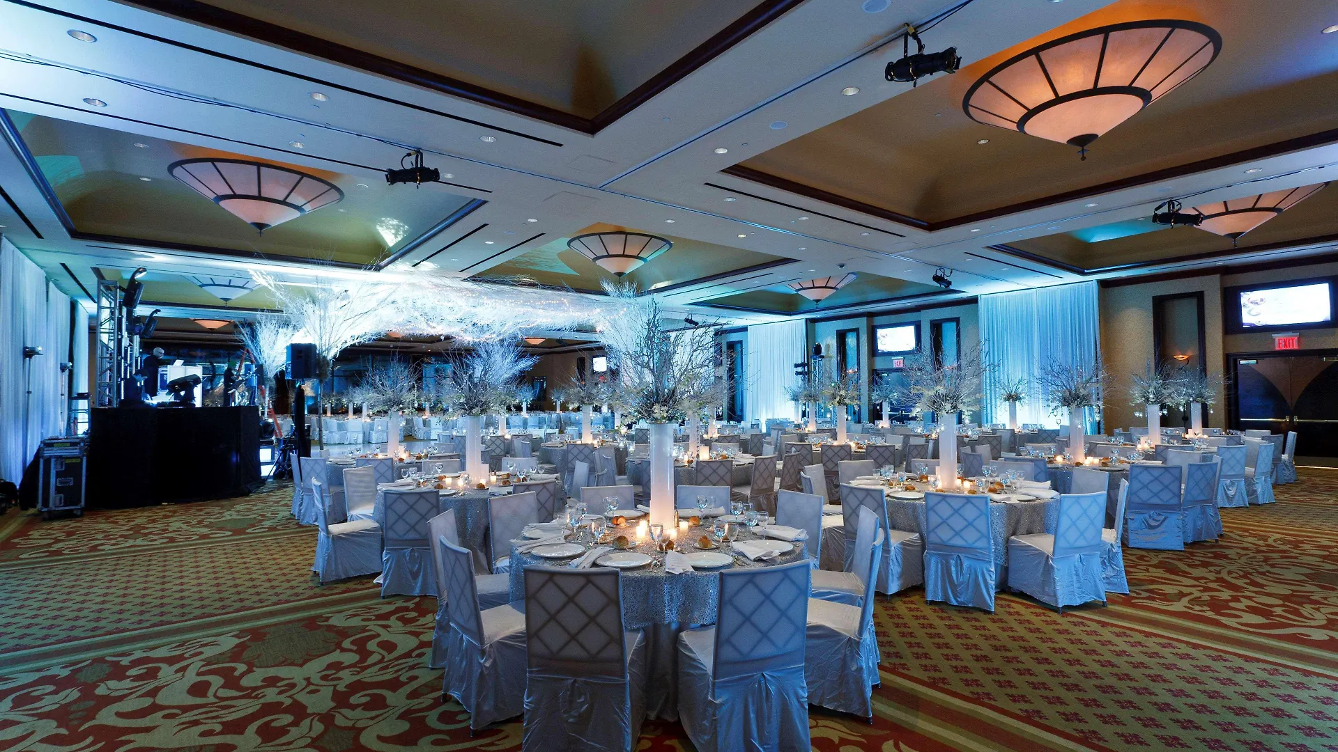 Hilton Garden Inn New York/Staten Island 3*,