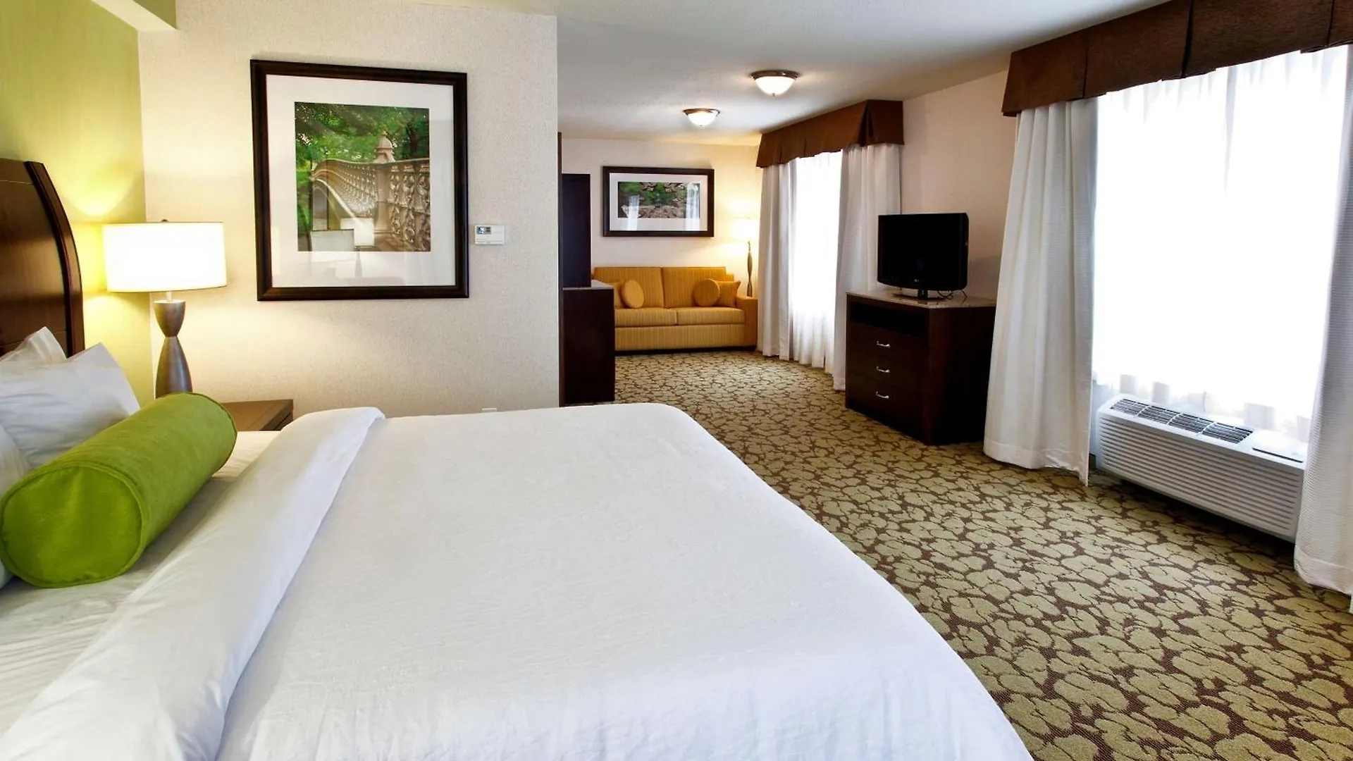 Hilton Garden Inn New York/Staten Island